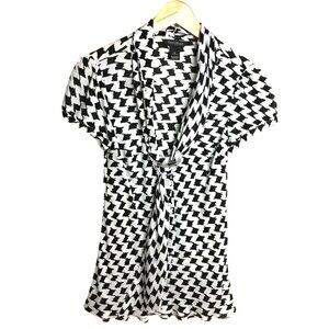 WHITE HOUSE BLACK MARKET Women Silk Houndstooth Wrap Top Quiet Luxury Blouse S